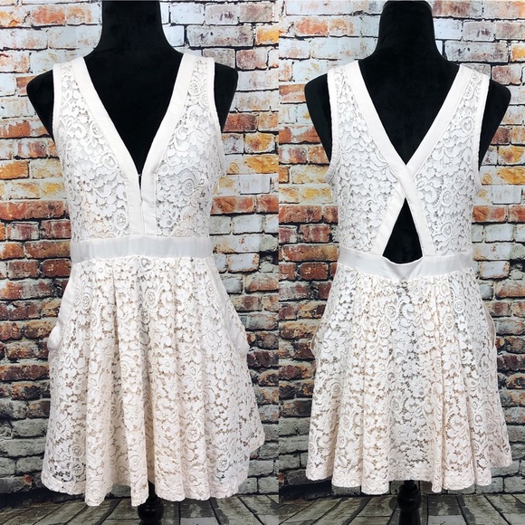 Free People Dresses & Skirts - Free People Lovely in Lace Cream Dress w/ Pockets
